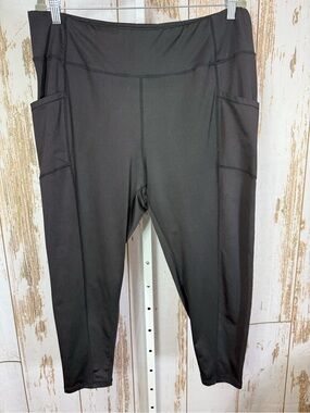 Pro Player, Black Leggings. Size 2X. Good used condition!